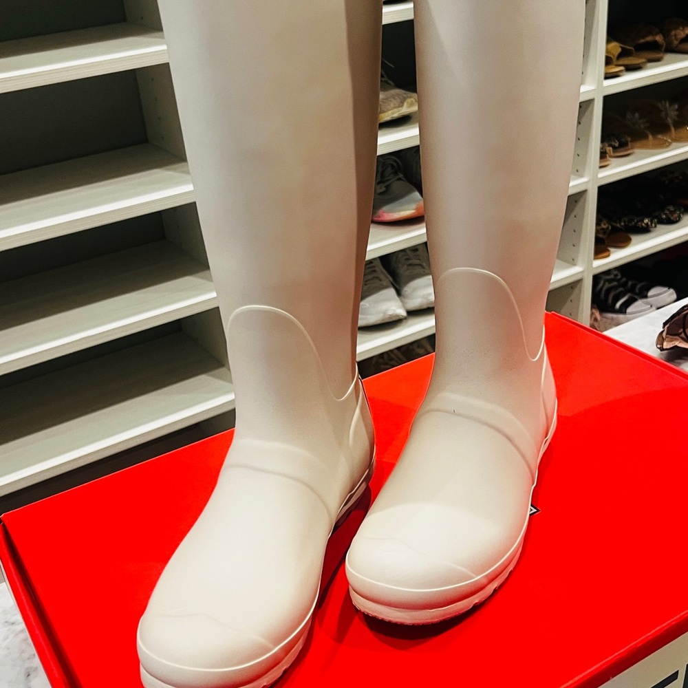 Hunter Women's Winter & Rain Boots - Cream